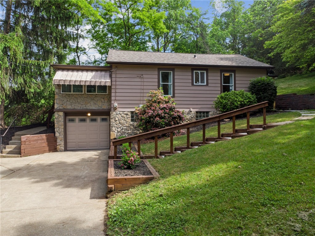 7 Sylvia Ln