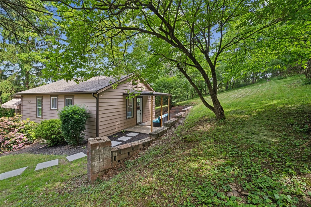 7 Sylvia Ln