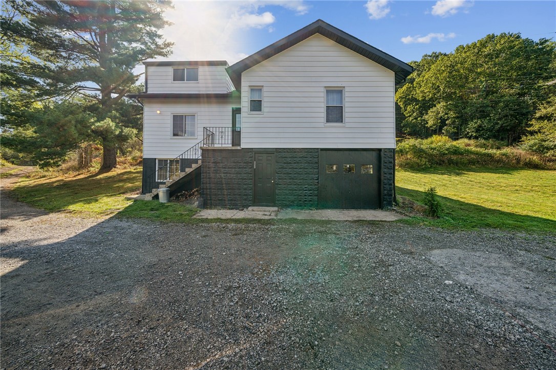 565 Pine Creek Rd