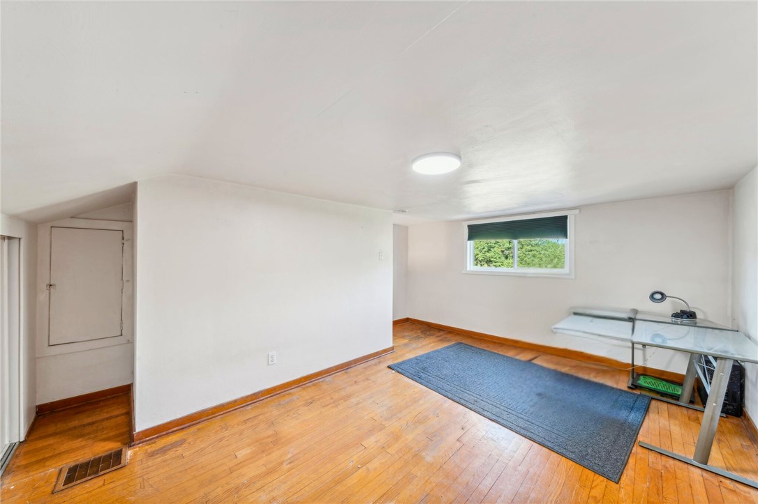 565 Pine Creek Rd