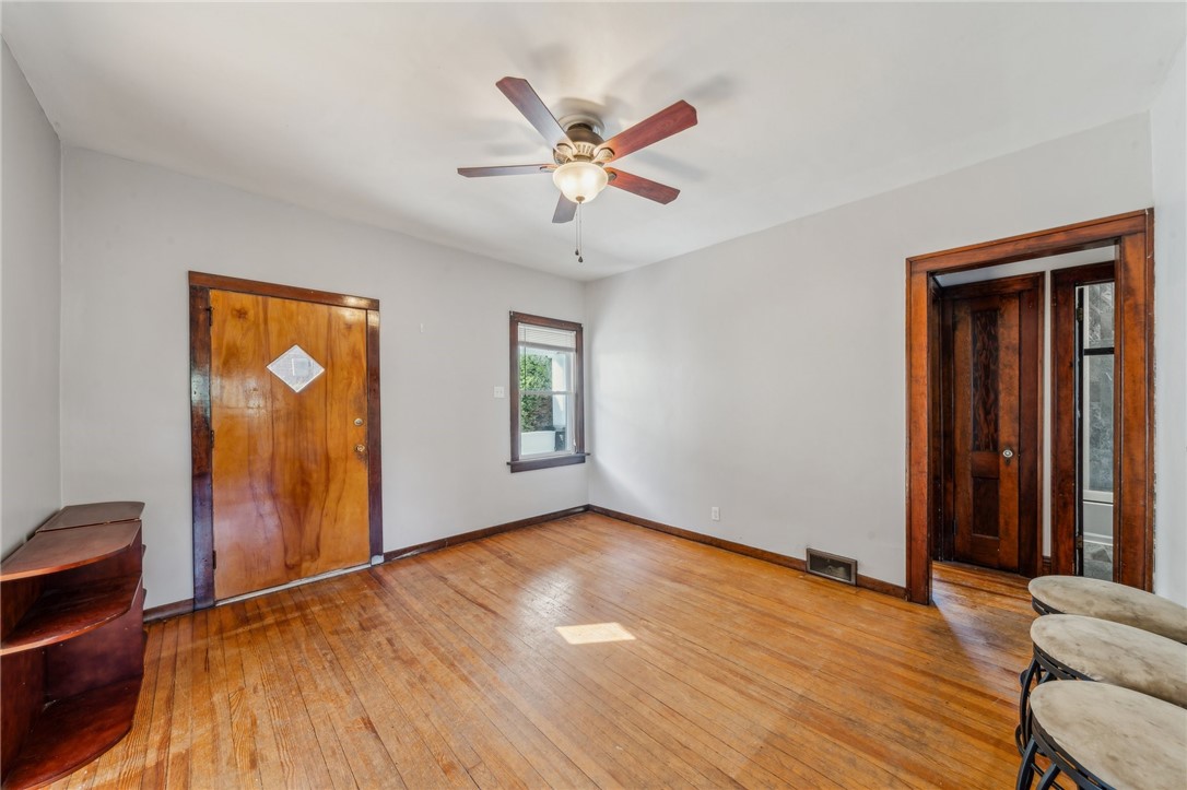 565 Pine Creek Rd