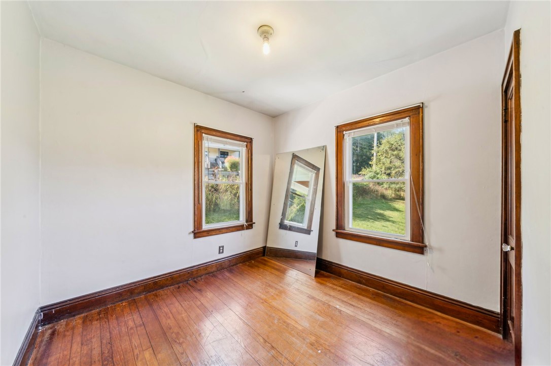 565 Pine Creek Rd