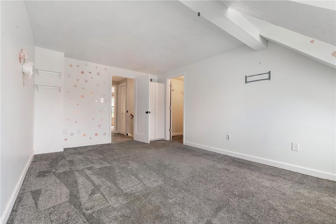 1 Monmouth Dr