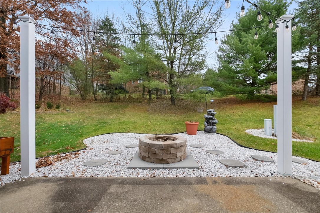 1 Monmouth Dr