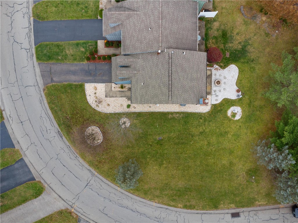 1 Monmouth Dr