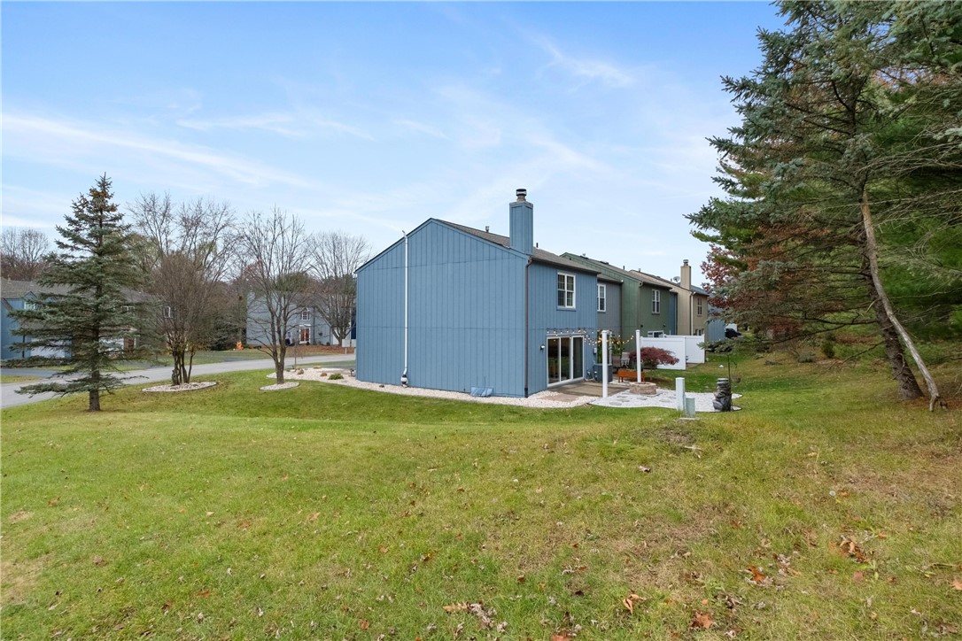 1 Monmouth Dr