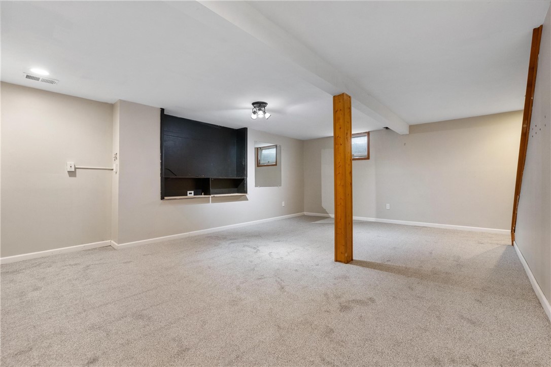 1 Monmouth Dr