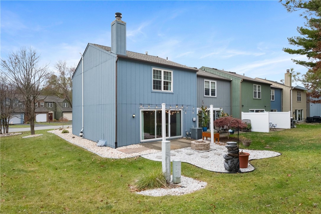 1 Monmouth Dr