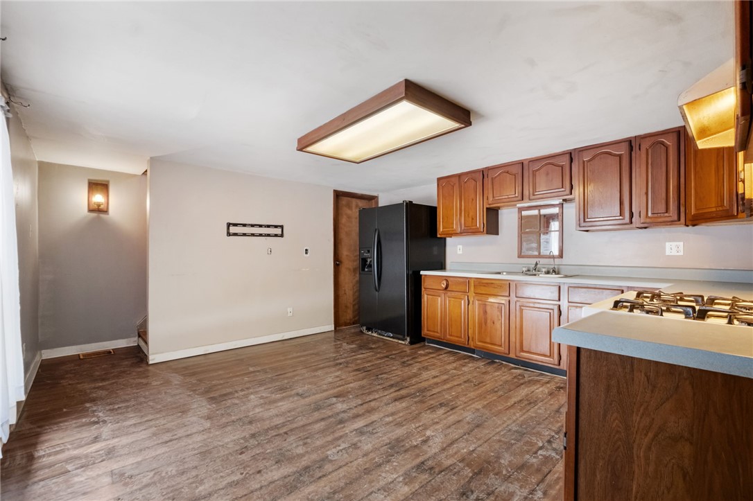 803 Sharps Hill Rd