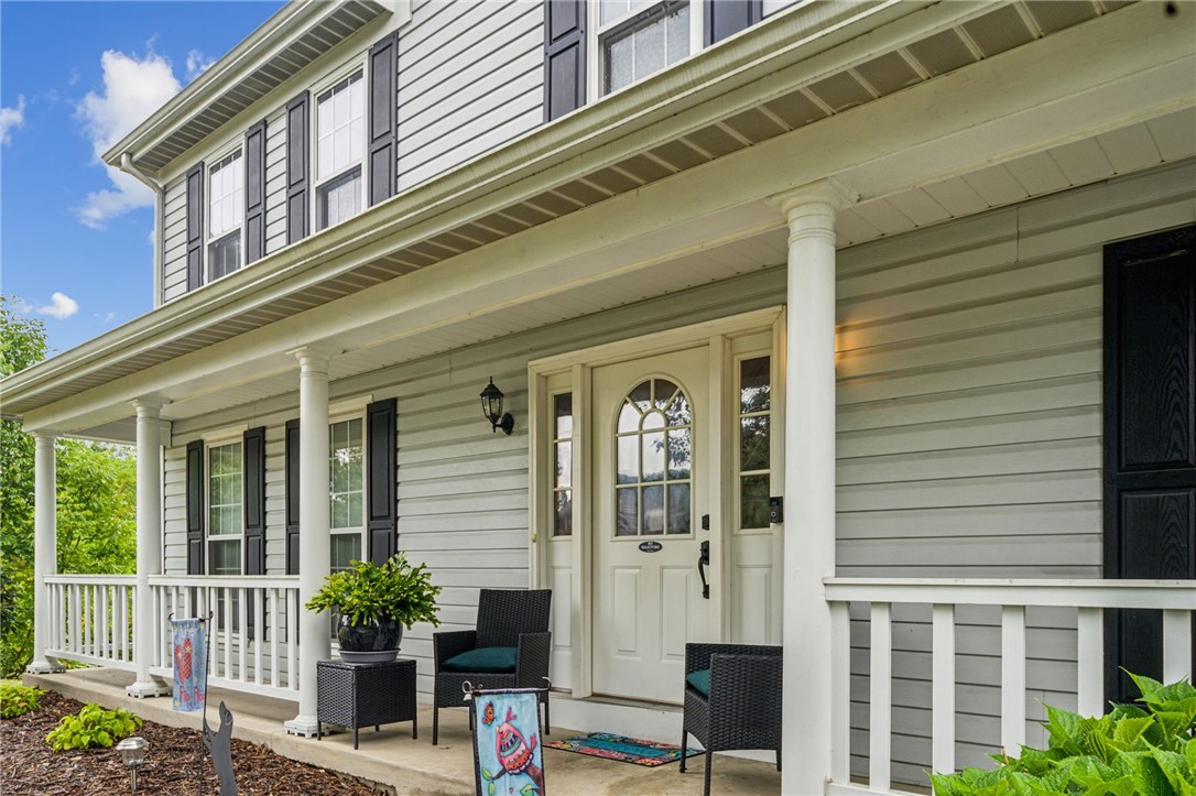 106 Creekside Ct