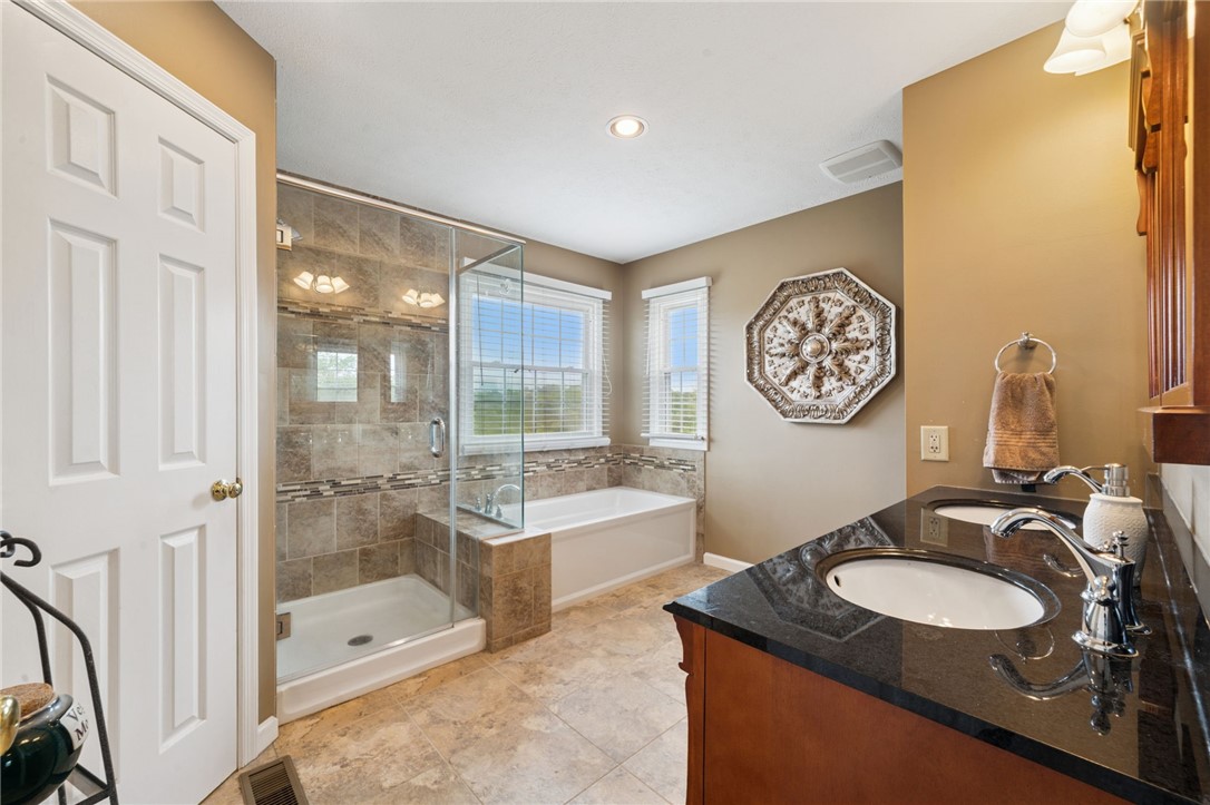 106 Creekside Ct