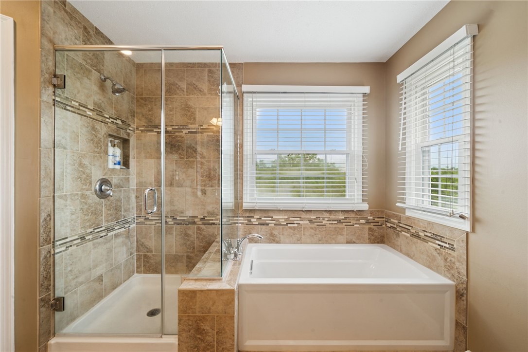 106 Creekside Ct
