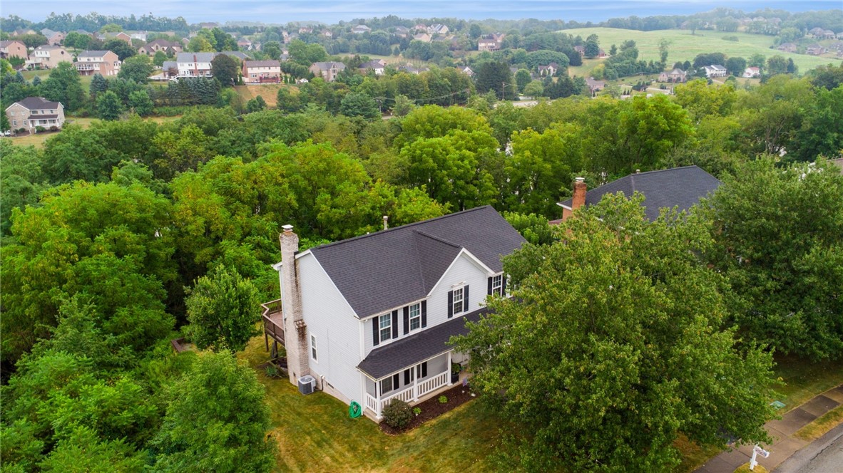106 Creekside Ct