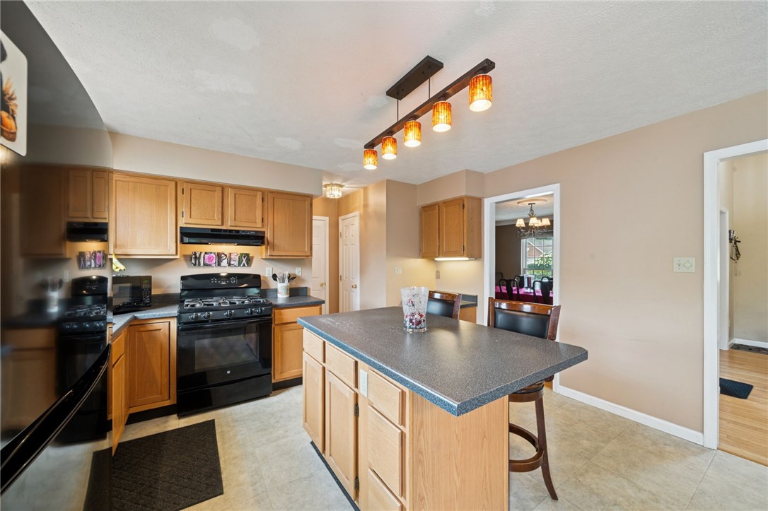 106 Creekside Ct