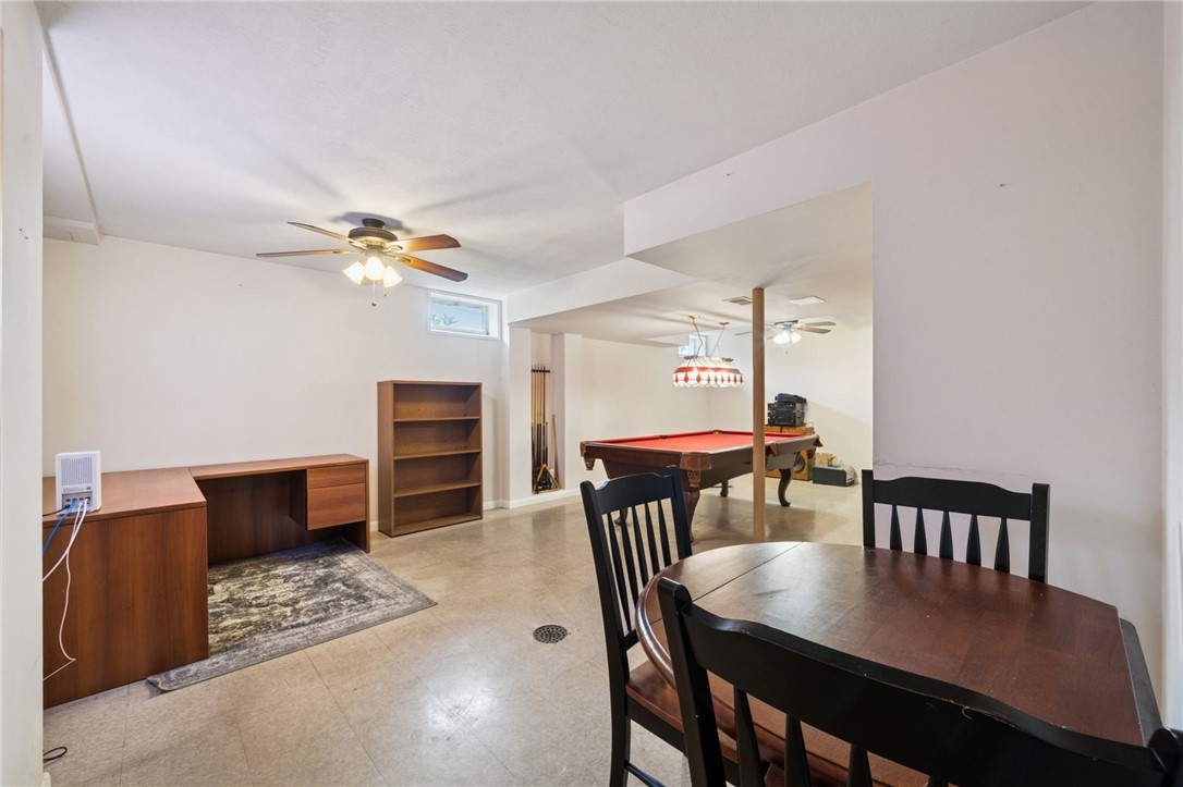 106 Creekside Ct