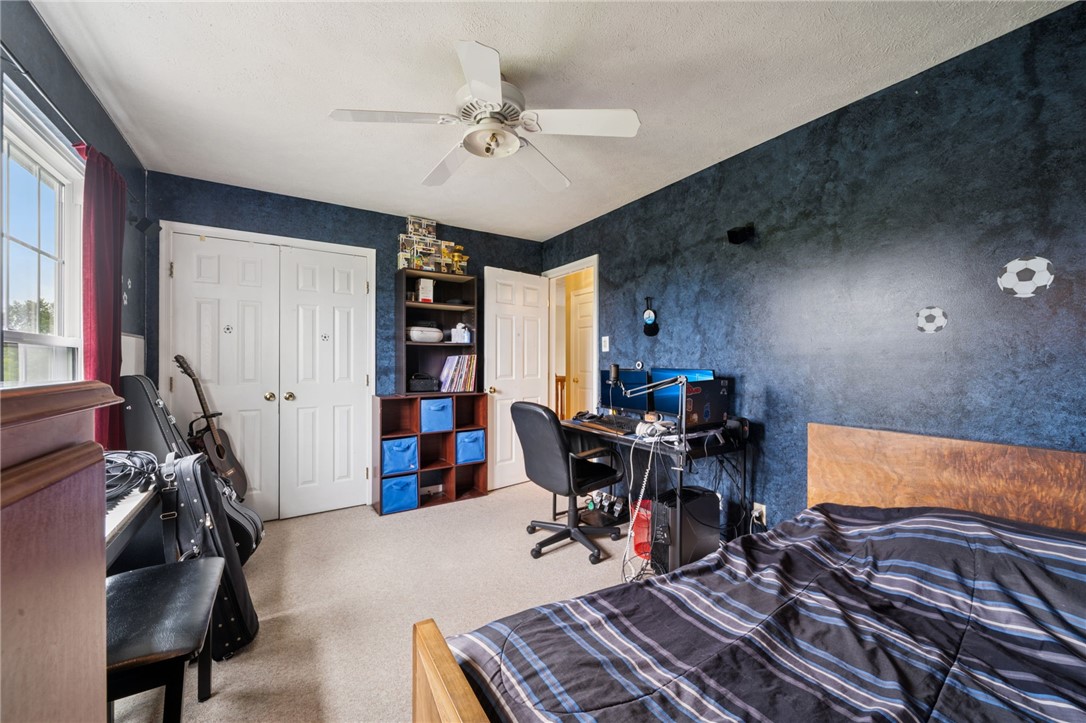 106 Creekside Ct