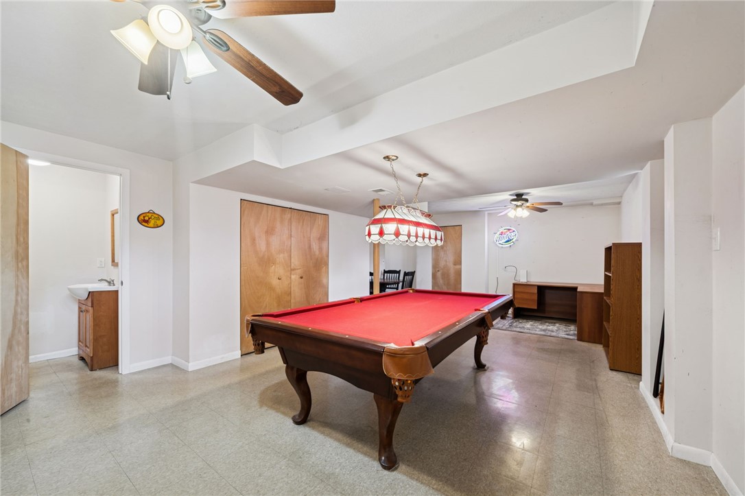 106 Creekside Ct