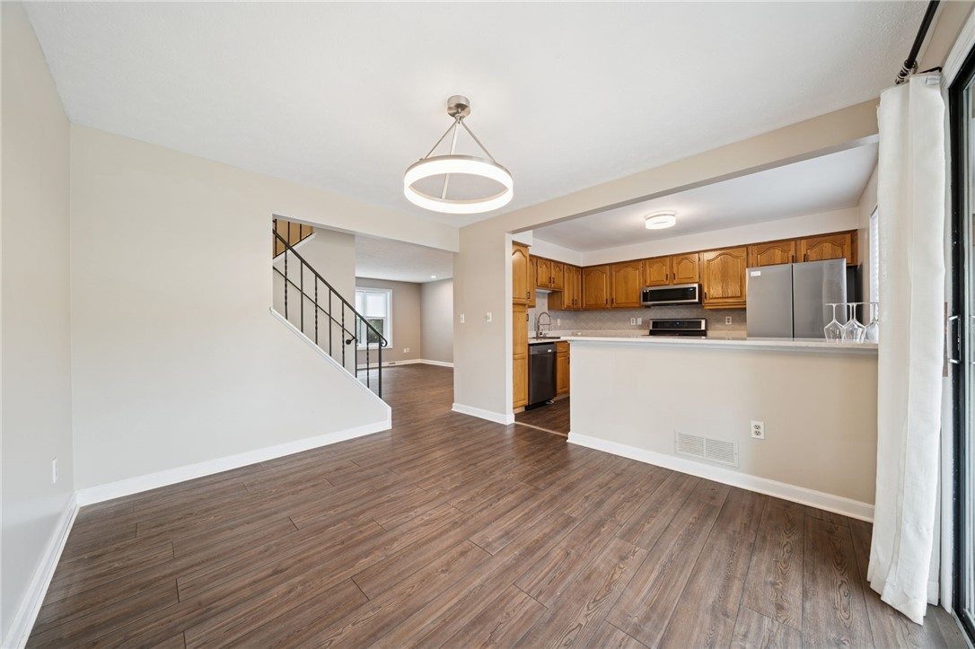 7398 Beacon Hill Dr