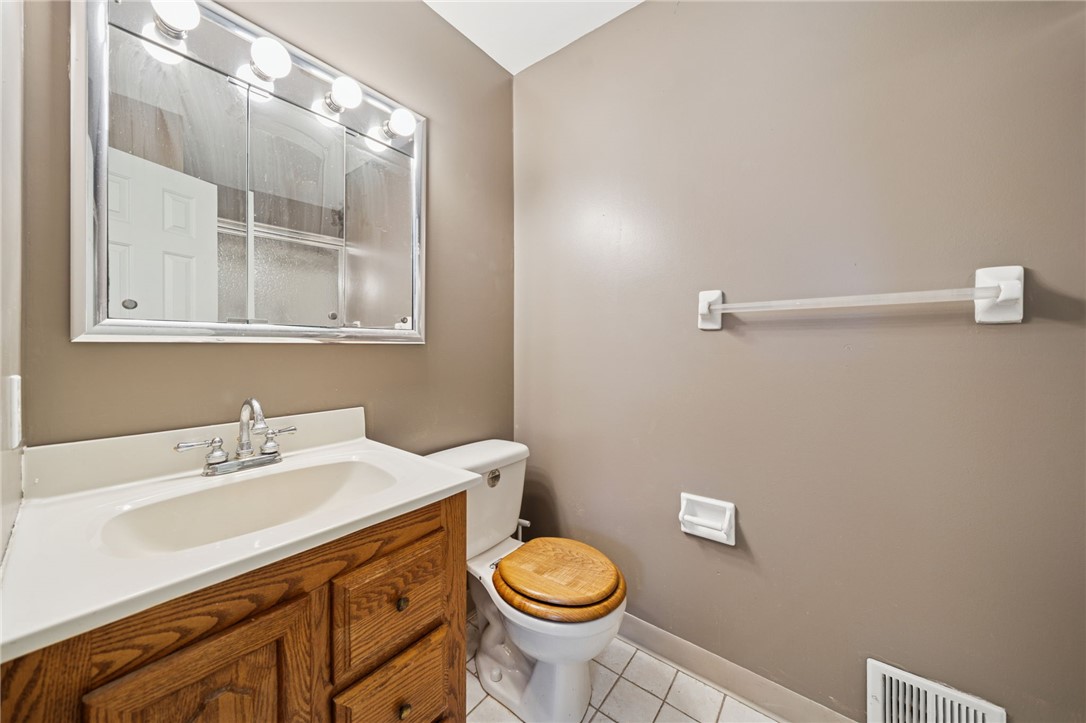 7398 Beacon Hill Dr