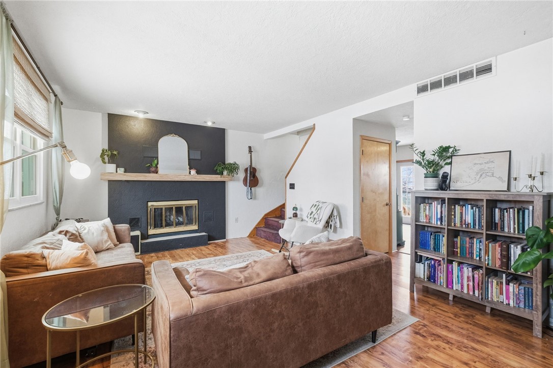 106 Logan St