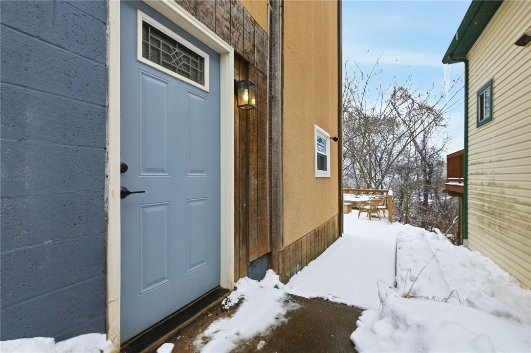 106 Logan St
