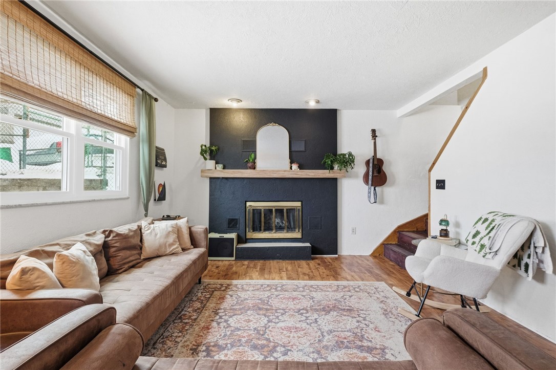 106 Logan St