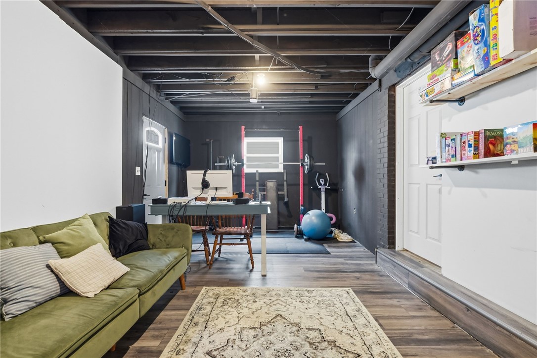 106 Logan St