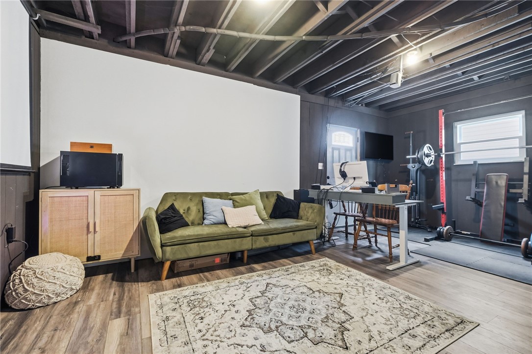 106 Logan St