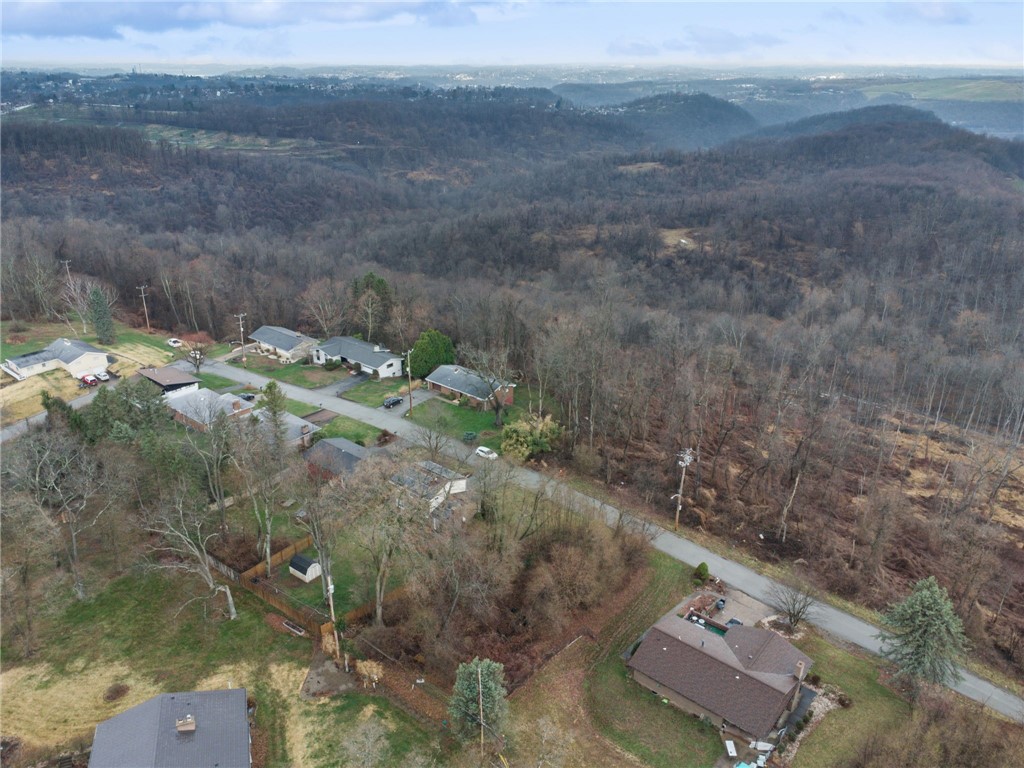 1810 Naser Rd