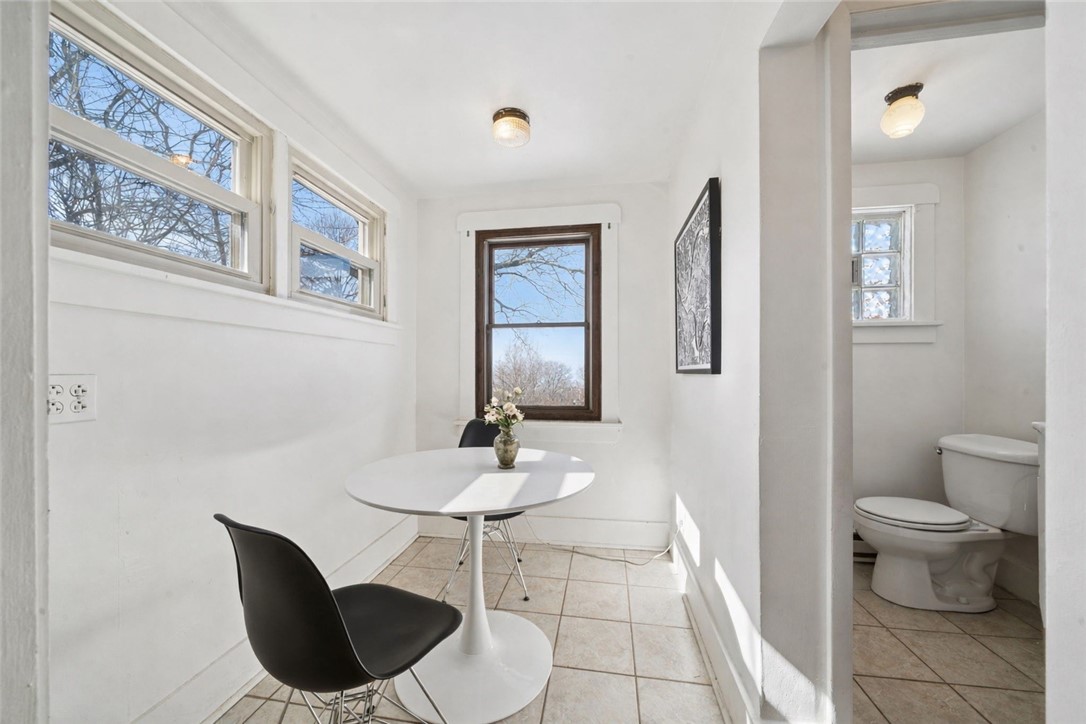 1115 Hillsdale Ave