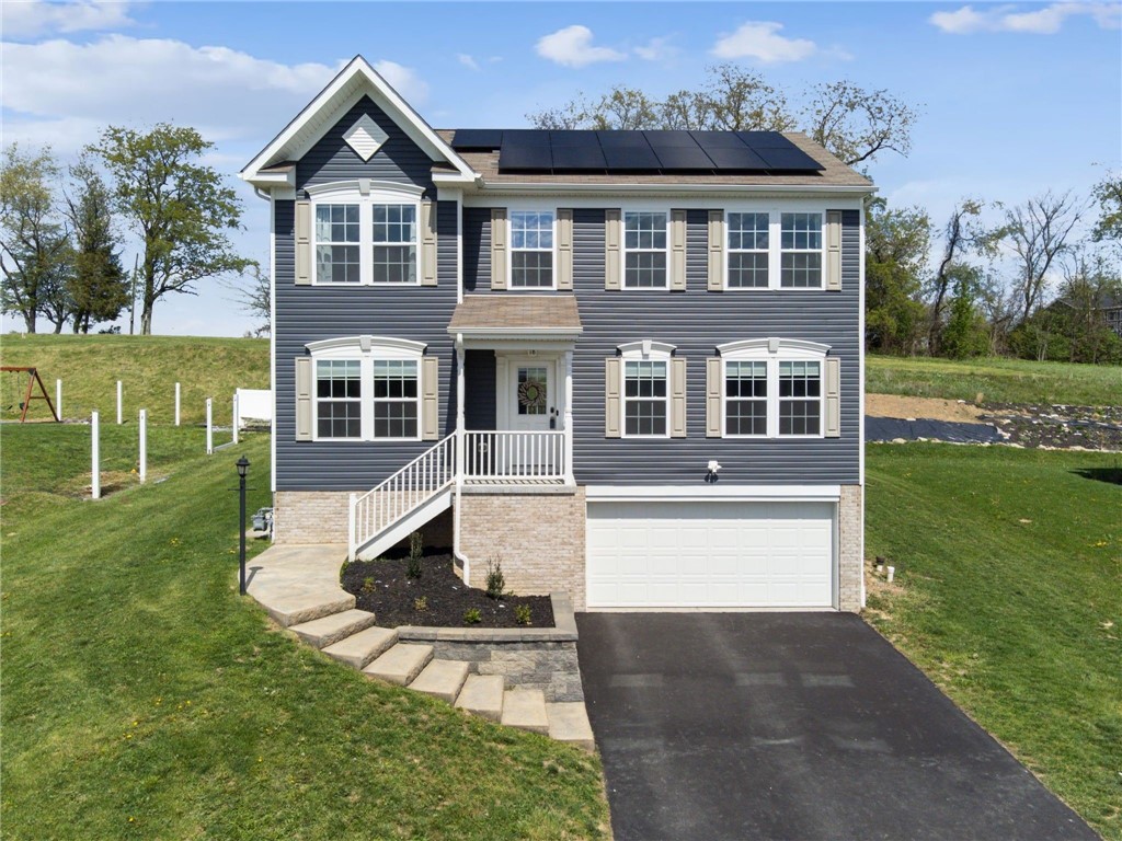 18 Equestrian Dr