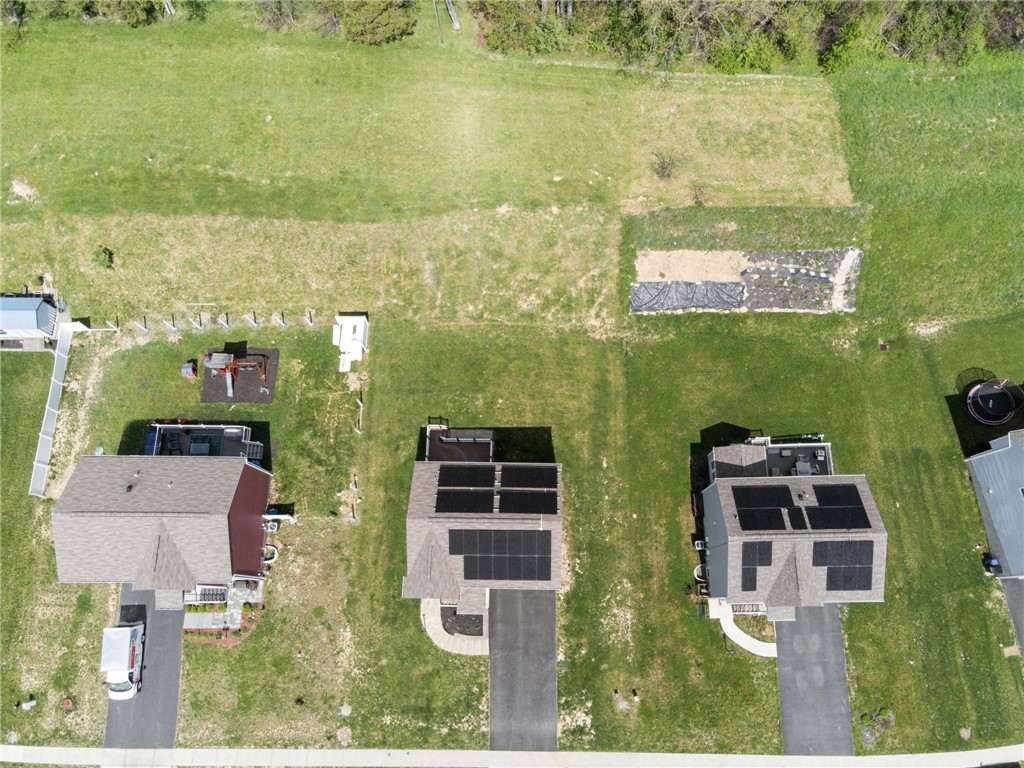 18 Equestrian Dr