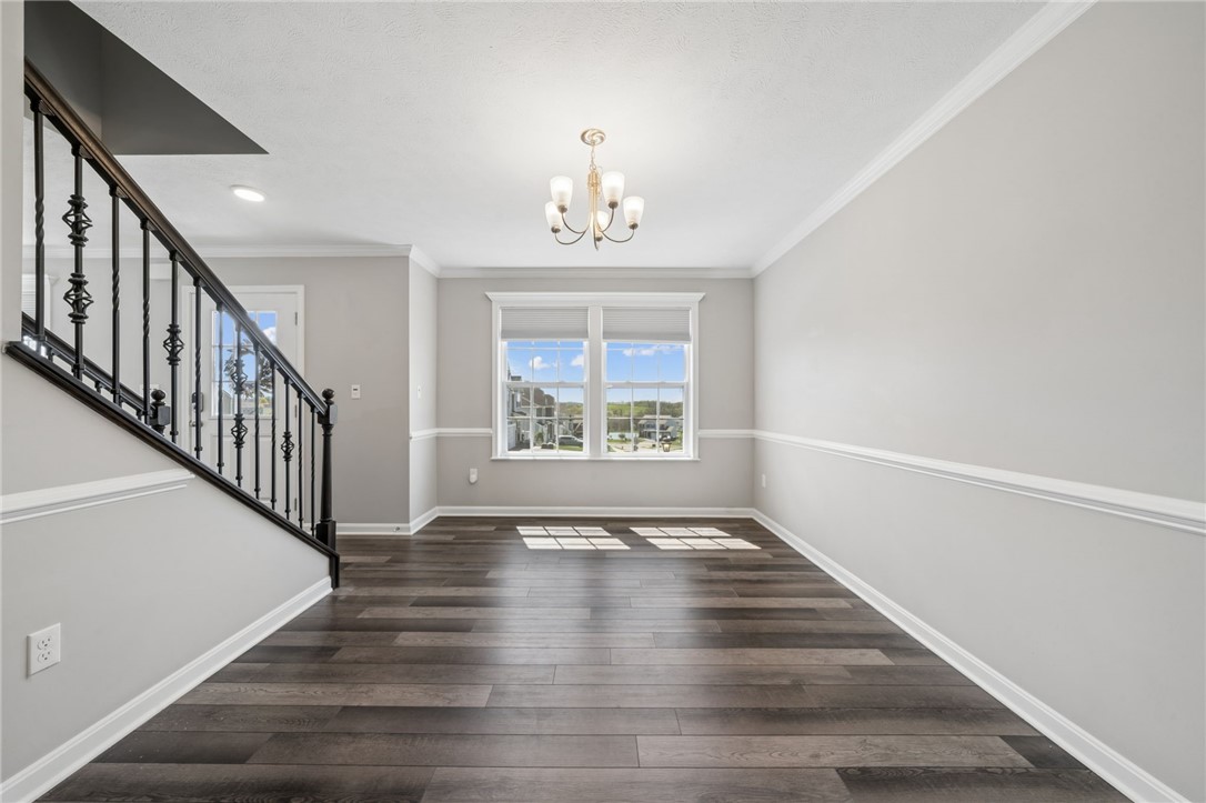 18 Equestrian Dr