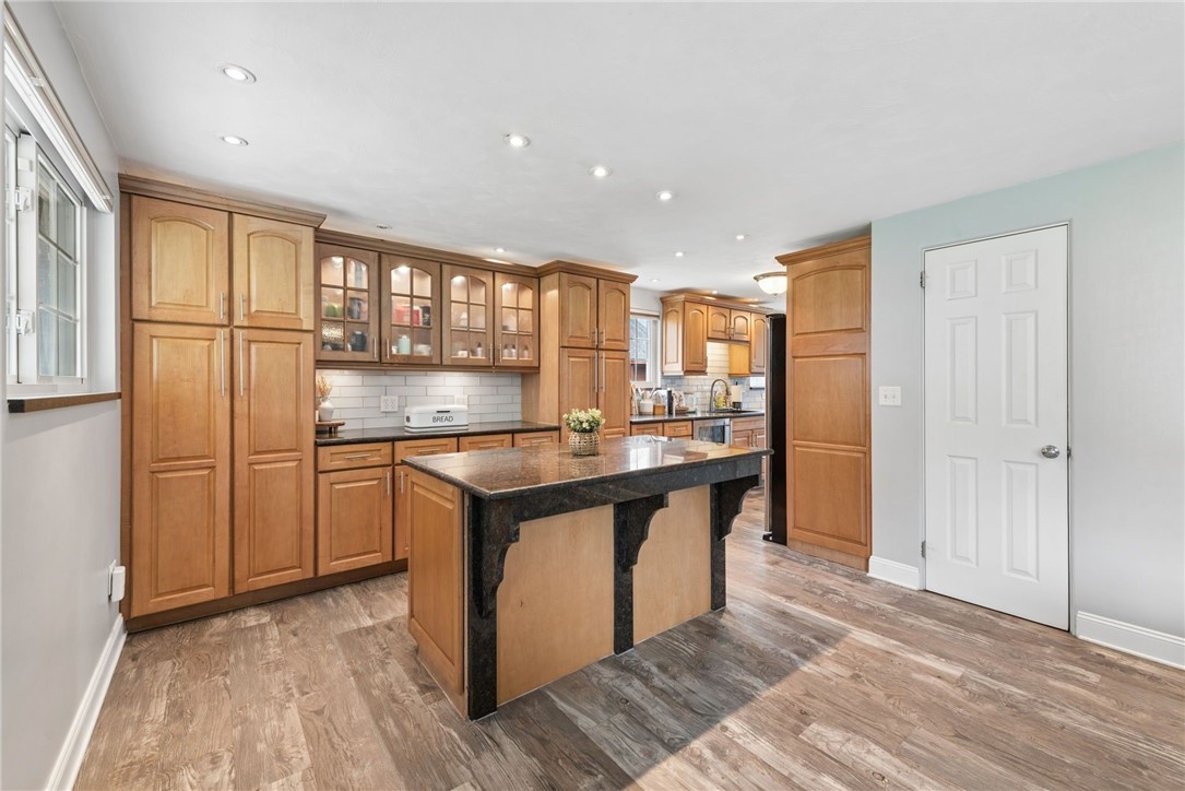 5667 Janet Dr