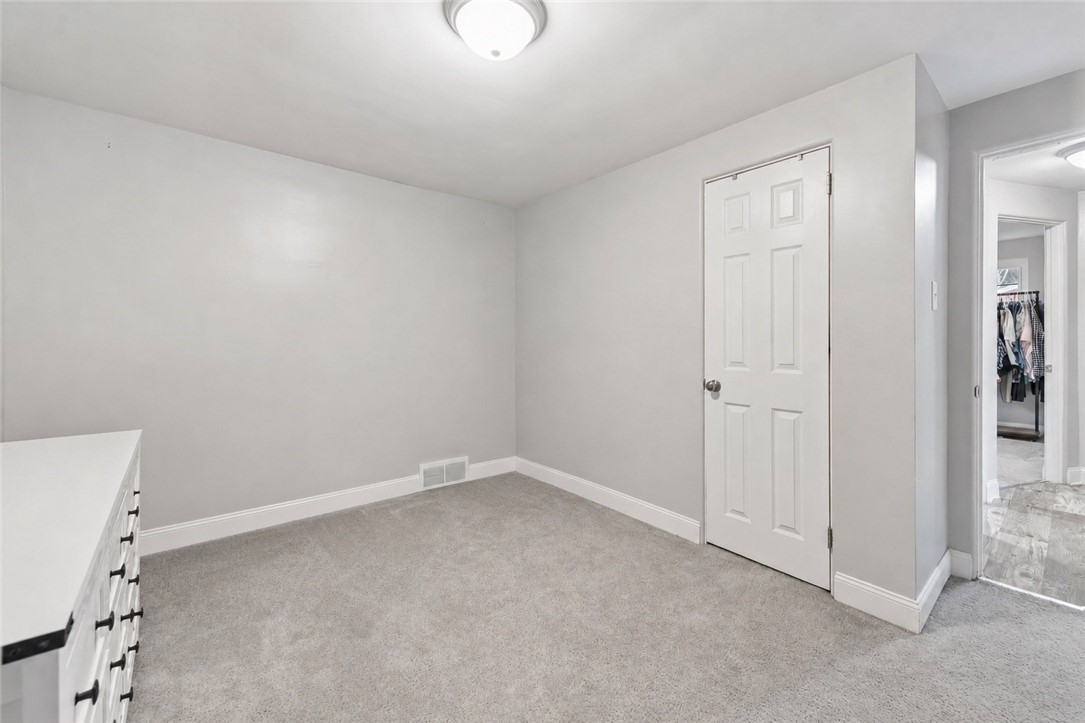 5667 Janet Dr