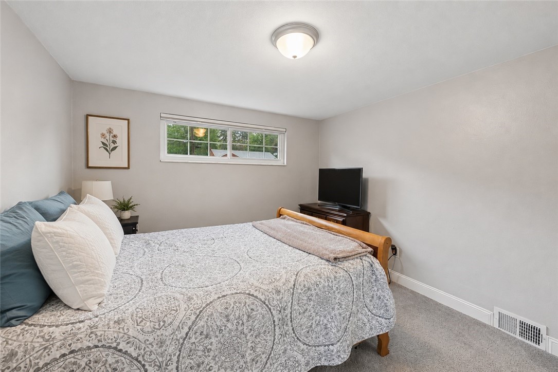 5667 Janet Dr