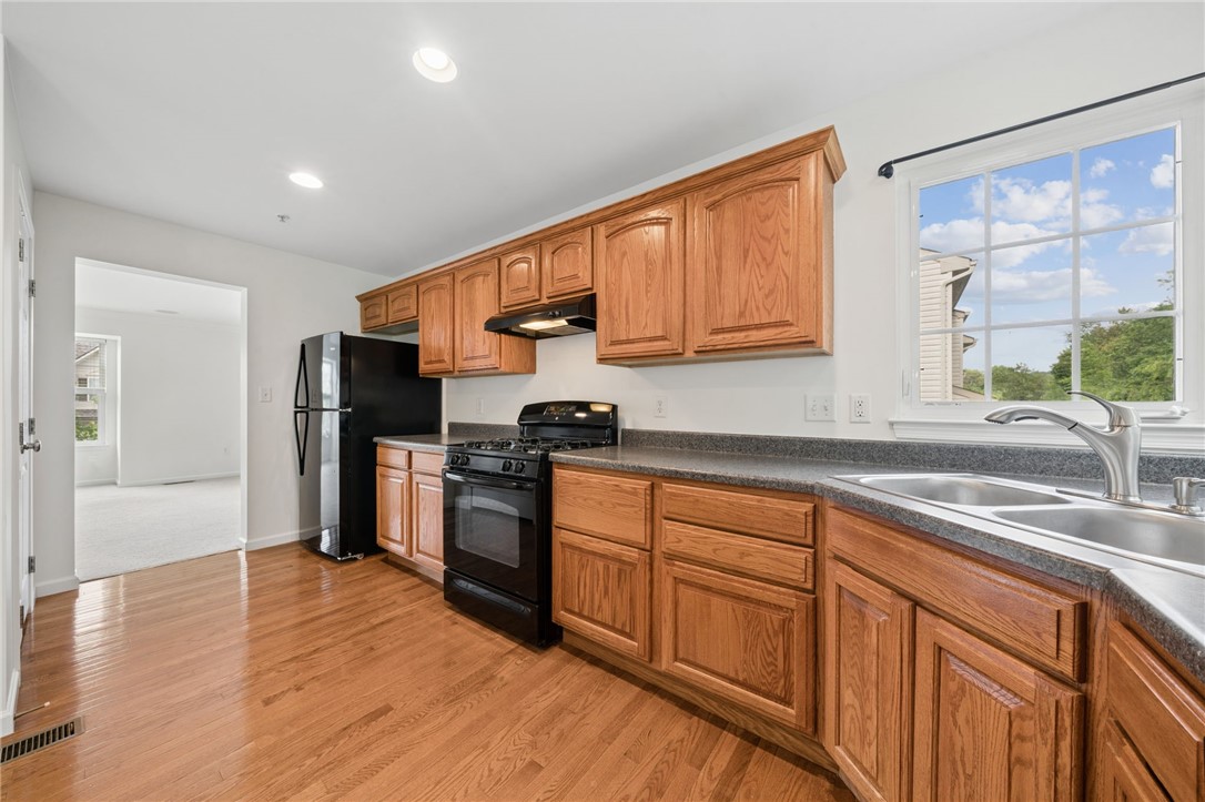 131 Bellefield Ct