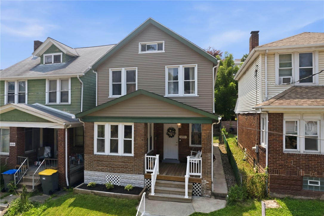 1233 Arkansas Ave