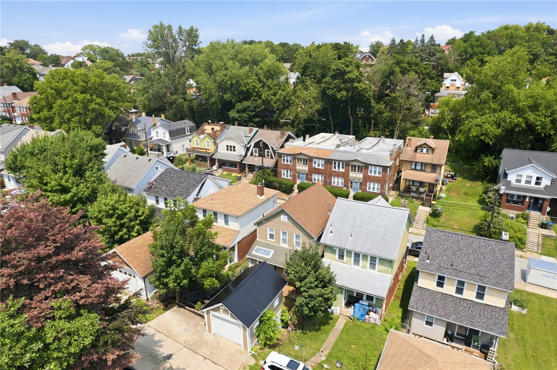 1233 Arkansas Ave