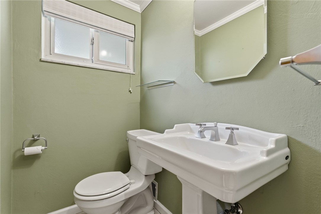 516 Macbeth Dr