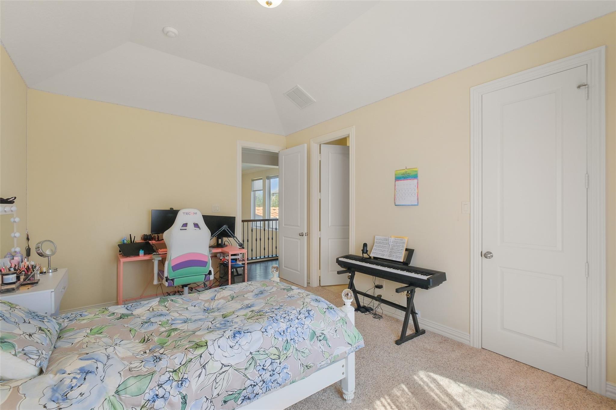 2123 Camden Creek Lane