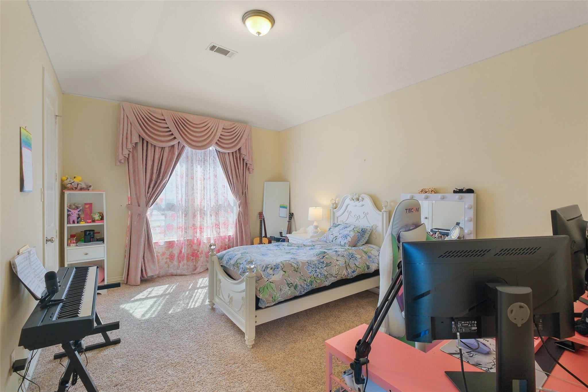 2123 Camden Creek Lane