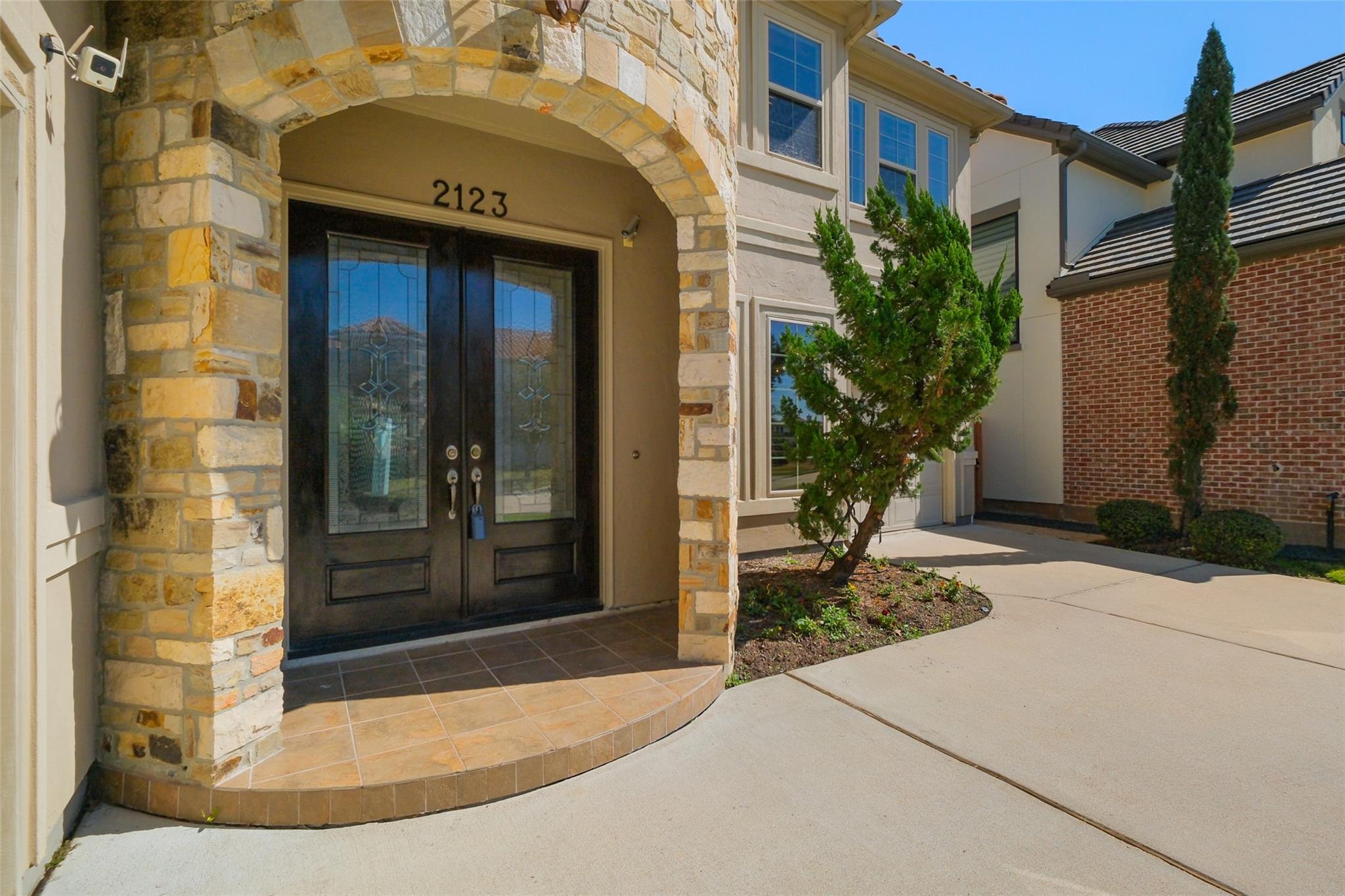 2123 Camden Creek Lane