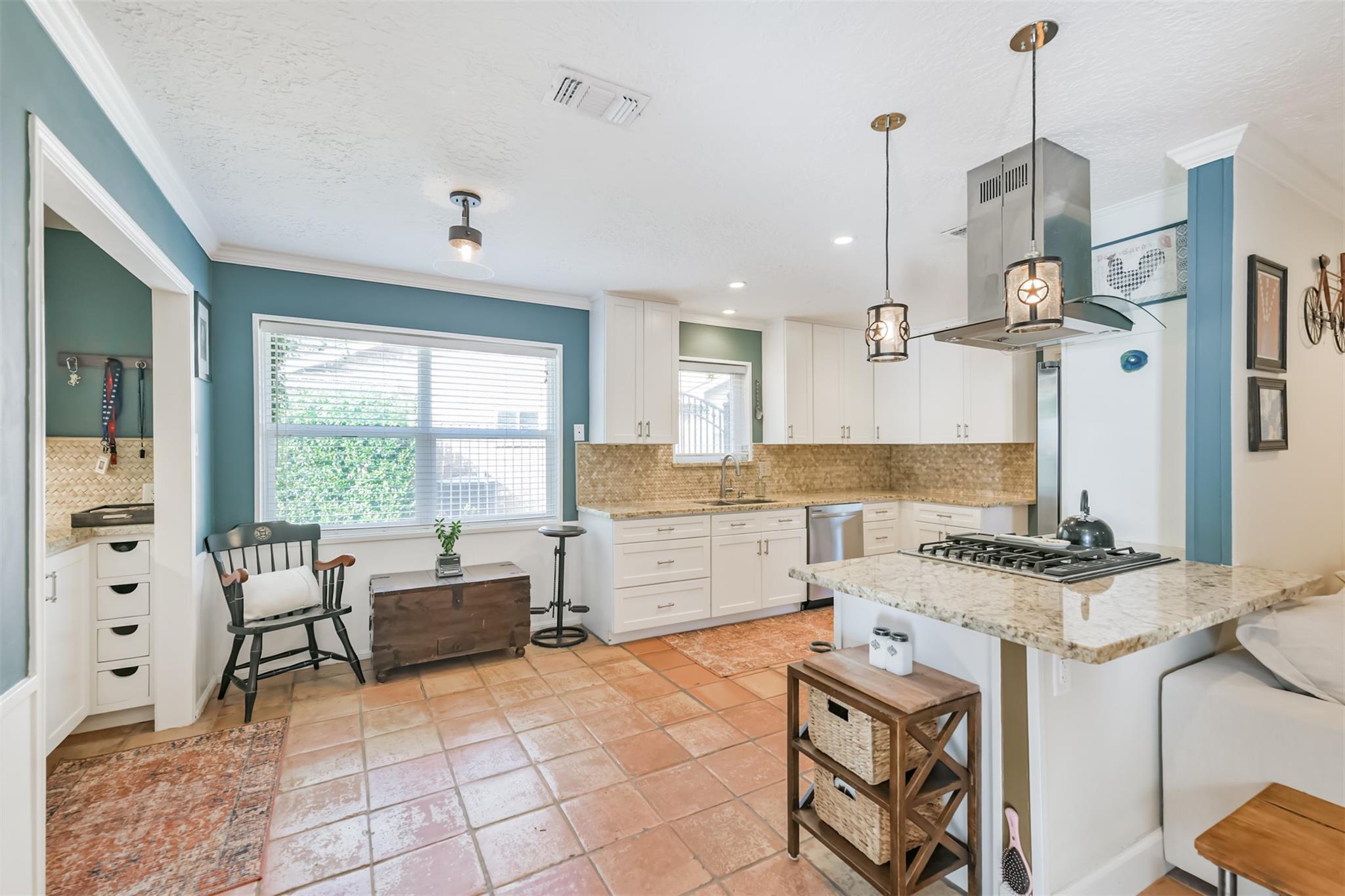 12407 Wedgehill Lane