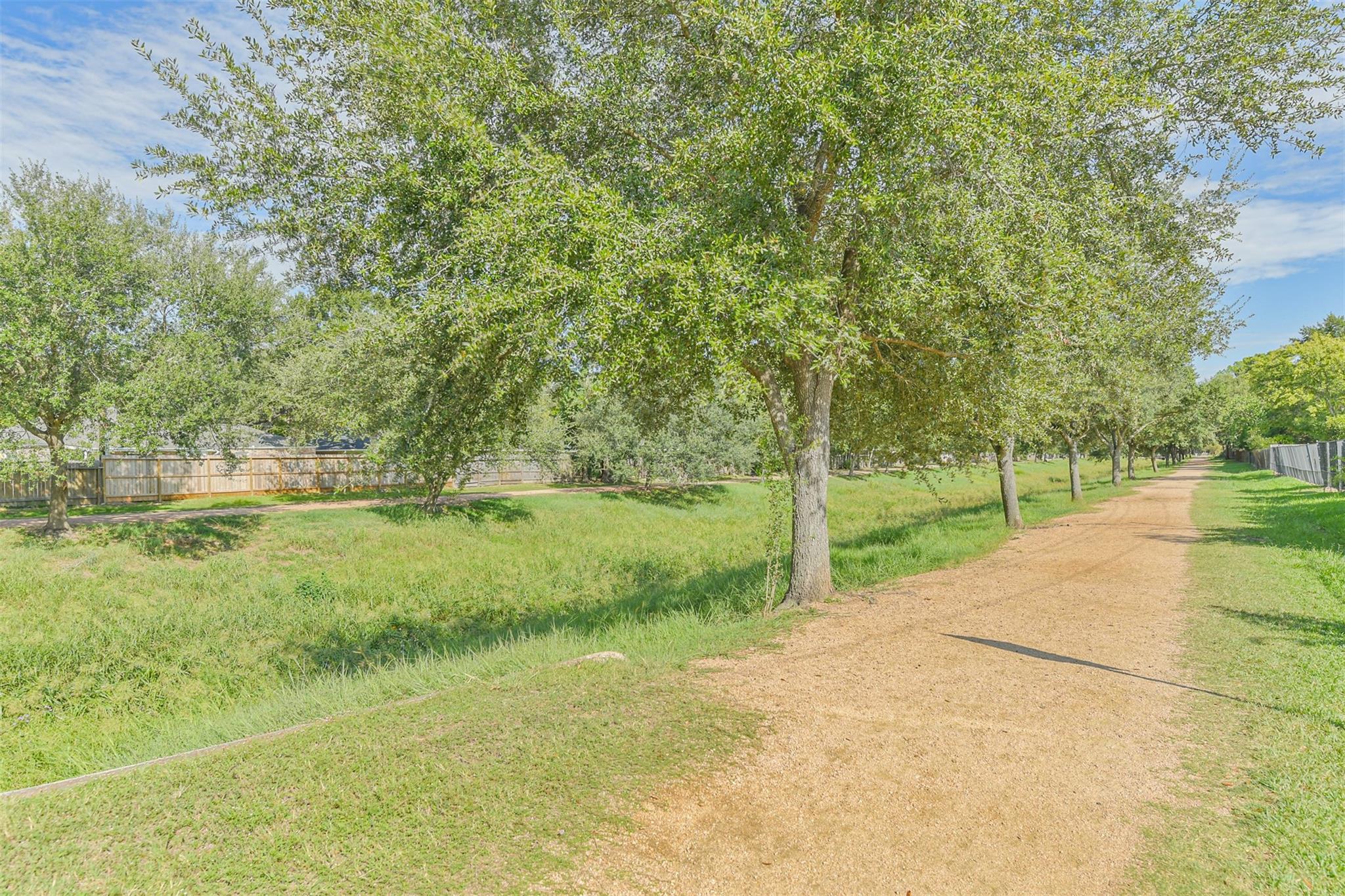12407 Wedgehill Lane