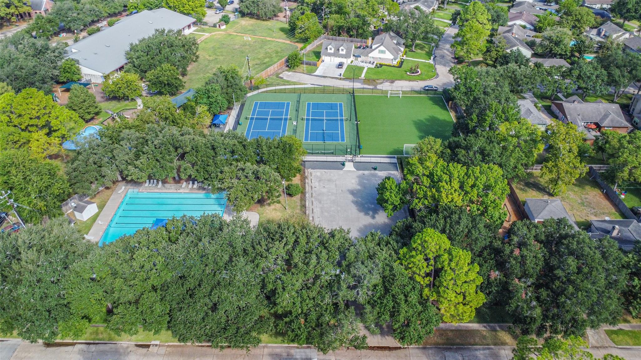 12407 Wedgehill Lane