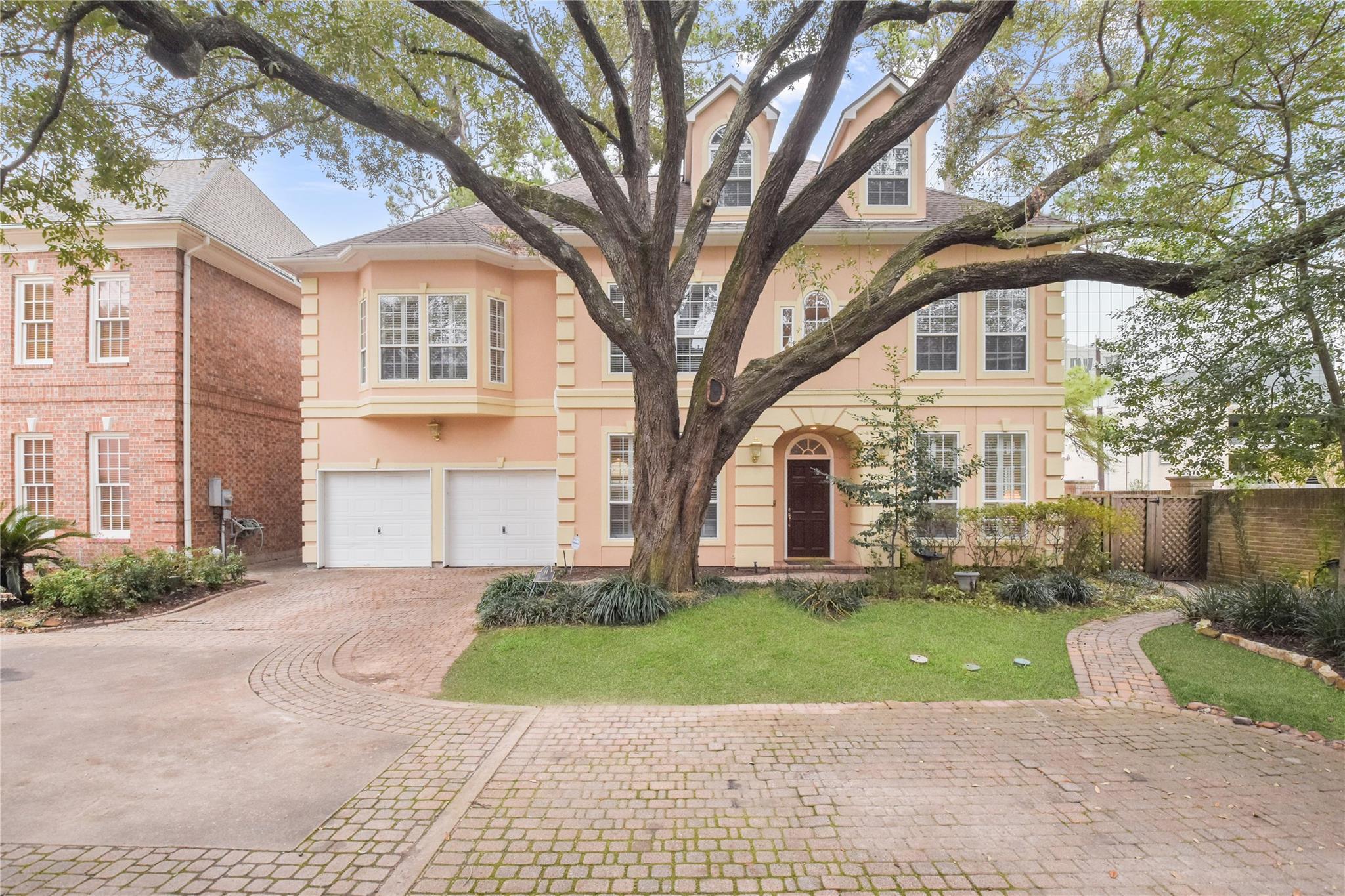 14 Pinewold Court