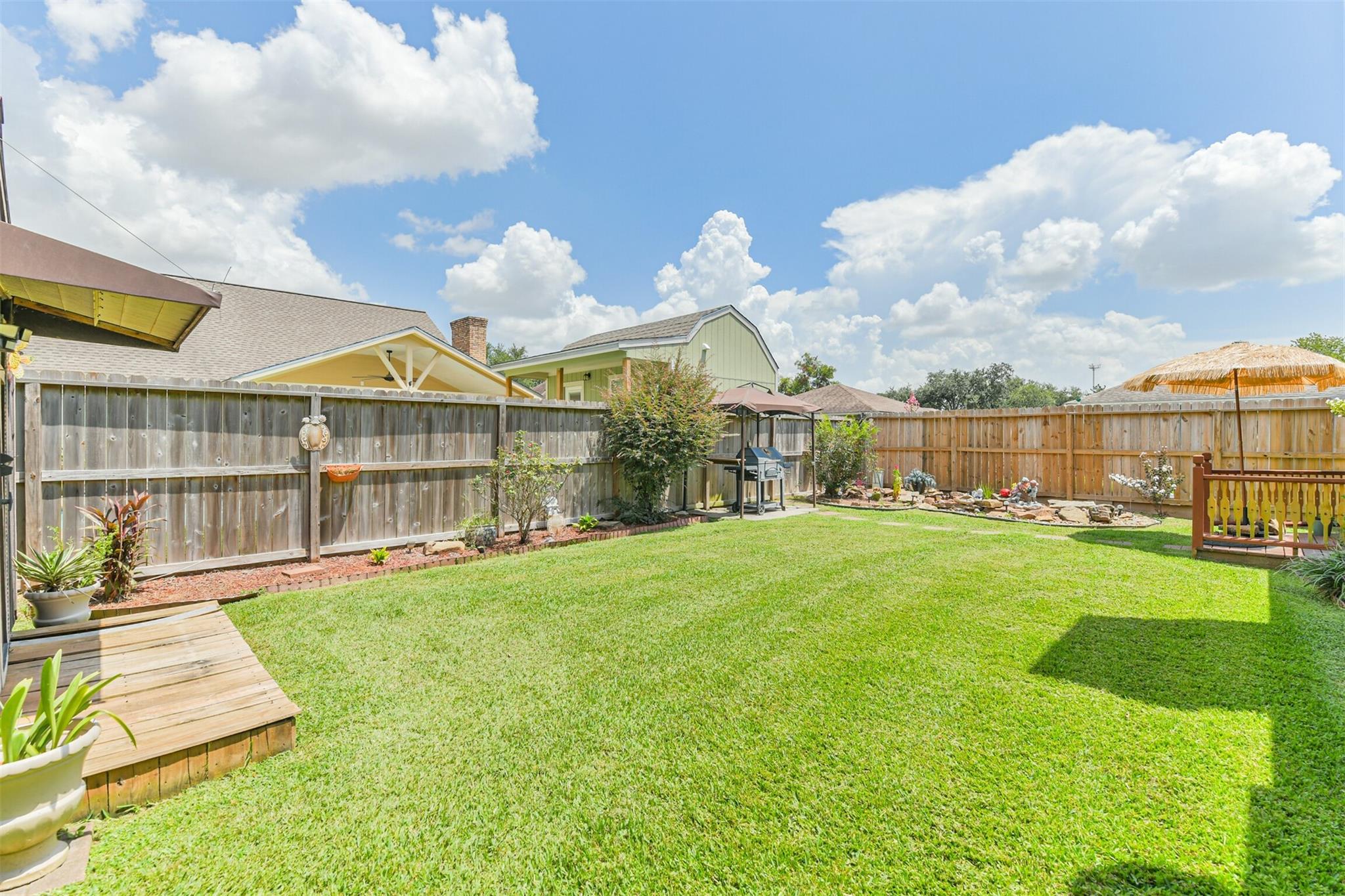 702 Tudor Court