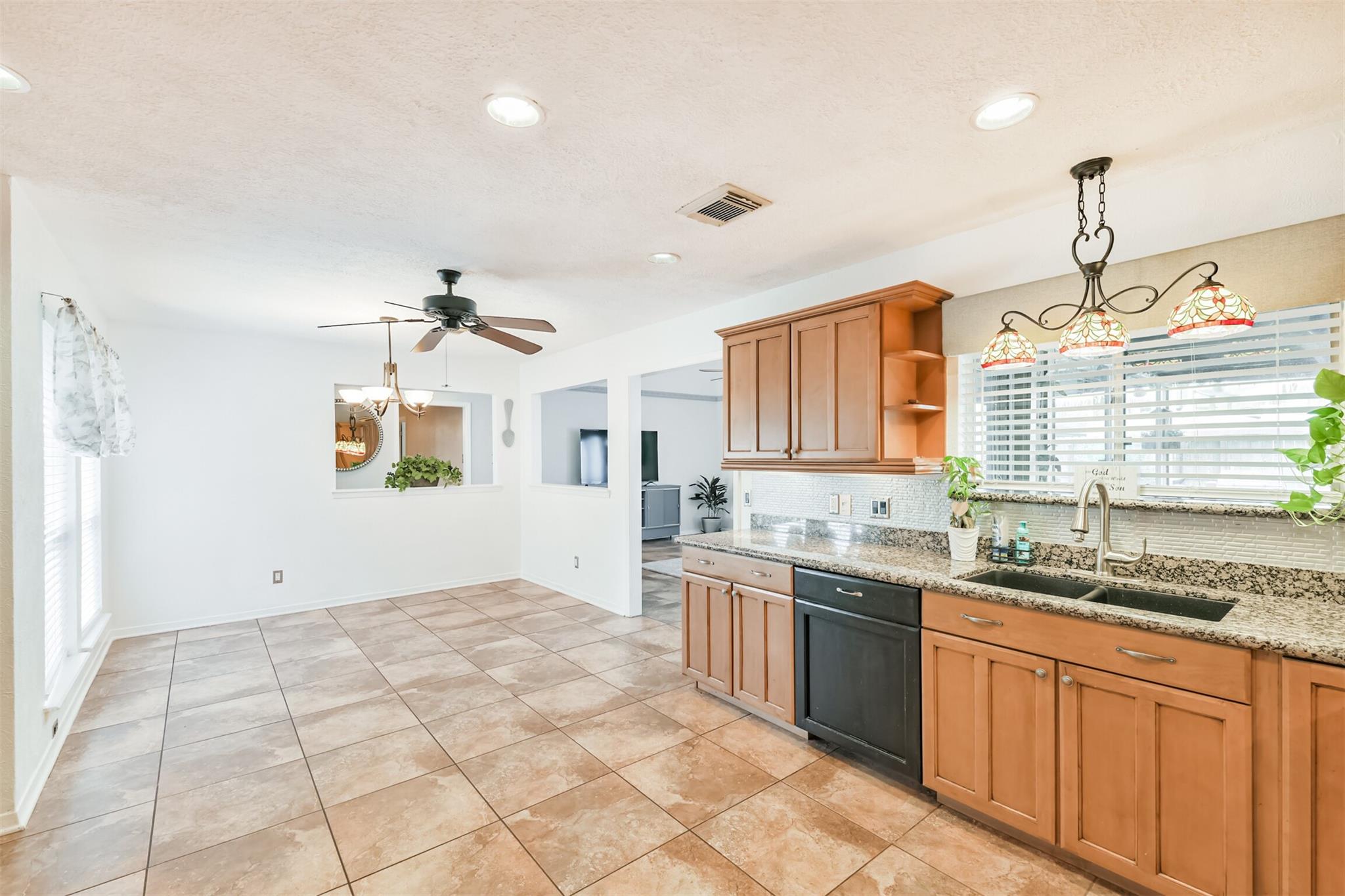 702 Tudor Court