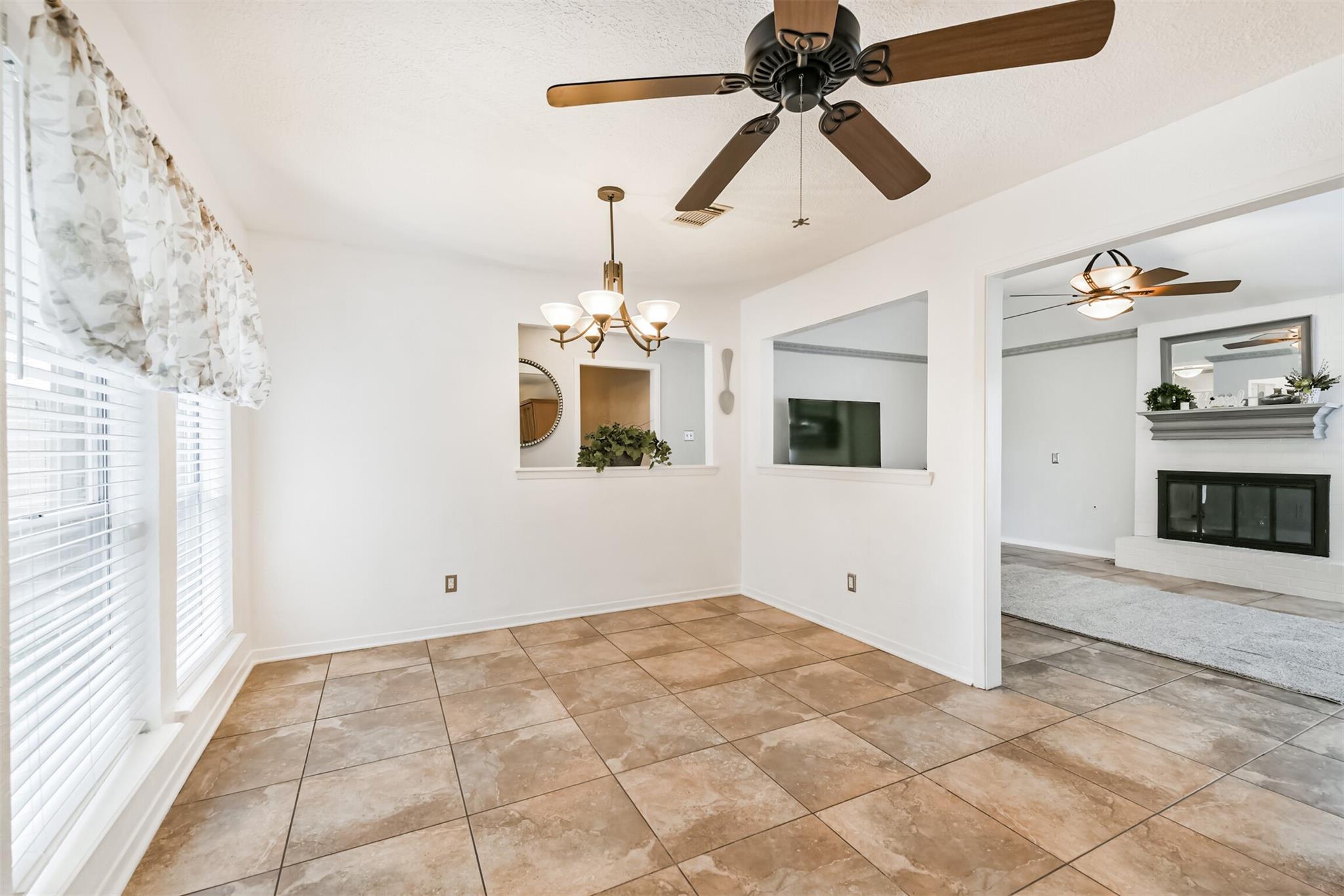 702 Tudor Court